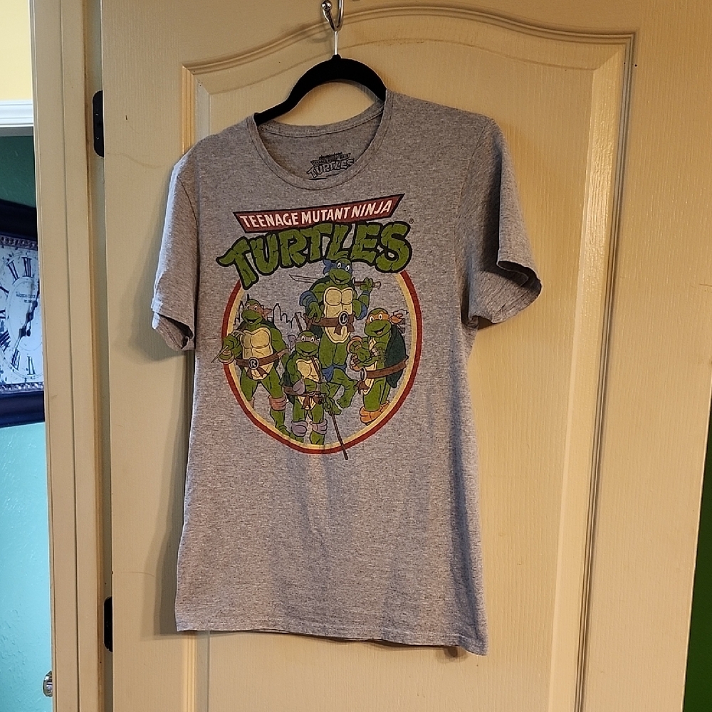TEENAGE MUTANT NINJA TURTLES T-SHIRT